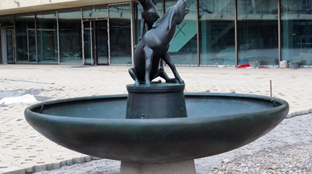 Bremer Stadtmusikanten, Bronzebrunnen 1952 von Willy Hege